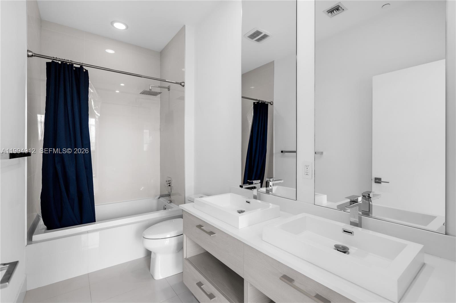 45 Southwest 9th Street, Unit 4708 Miami, FL 33130 - Photo 17 of 51