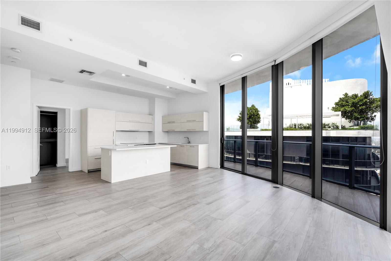 45 Southwest 9th Street, Unit 4708 Miami, FL 33130 - Photo 2 of 51