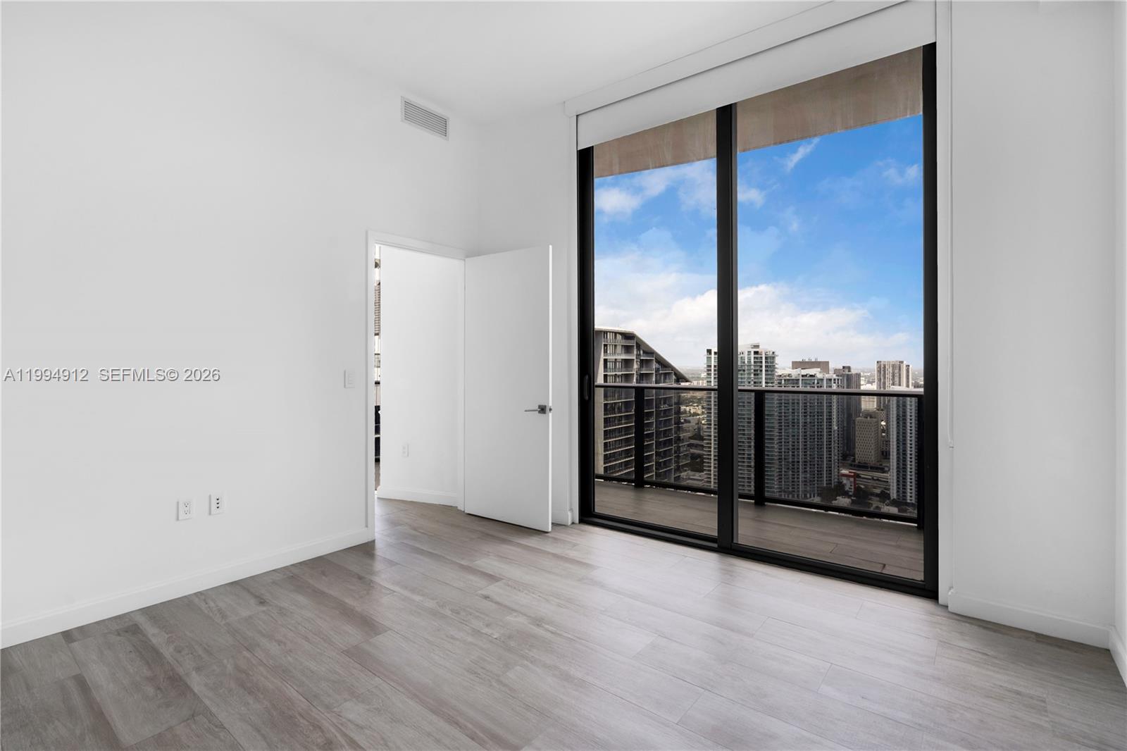 45 Southwest 9th Street, Unit 4708 Miami, FL 33130 - Photo 21 of 51