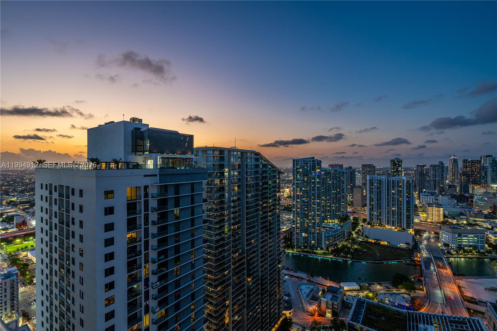 45 Southwest 9th Street, Unit 4708 Miami, FL 33130 - Photo 43 of 51