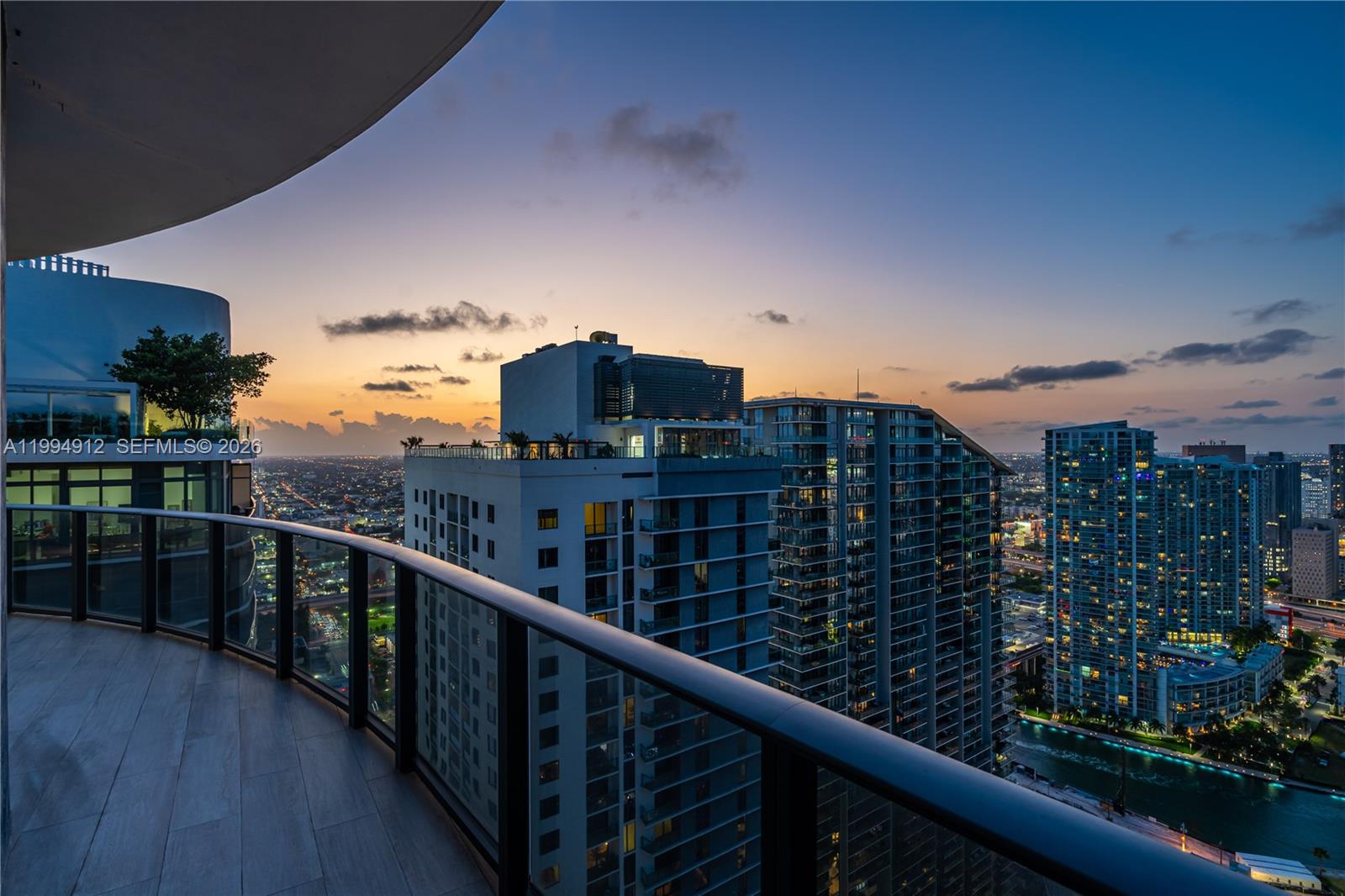 45 Southwest 9th Street, Unit 4708 Miami, FL 33130 - Photo 44 of 51