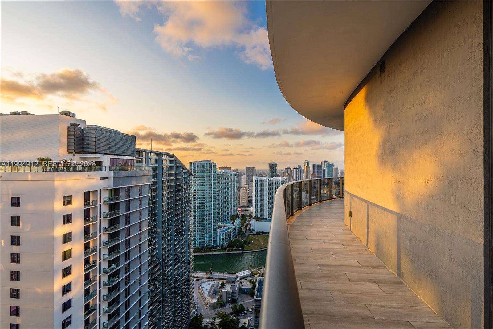 45 Southwest 9th Street, Unit 4708 Miami, FL 33130 - Photo 49 of 51