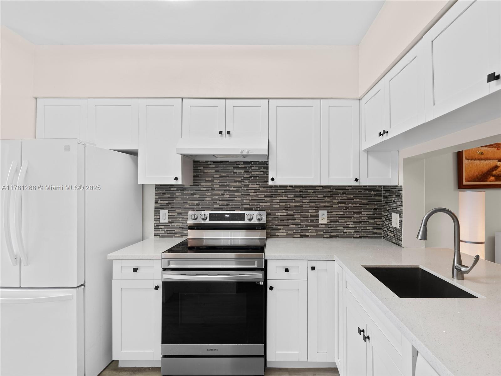 3313 Cabaret Lane Margate, FL 33063 - Photo 10 of 24