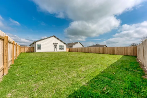 $1,695 | 526 Thunderstorm Avenue, Lockhart, TX 78644