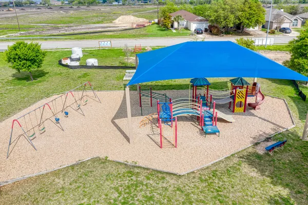 $1,695 | 526 Thunderstorm Avenue, Lockhart, TX 78644