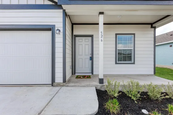 $1,695 | 526 Thunderstorm Avenue, Lockhart, TX 78644