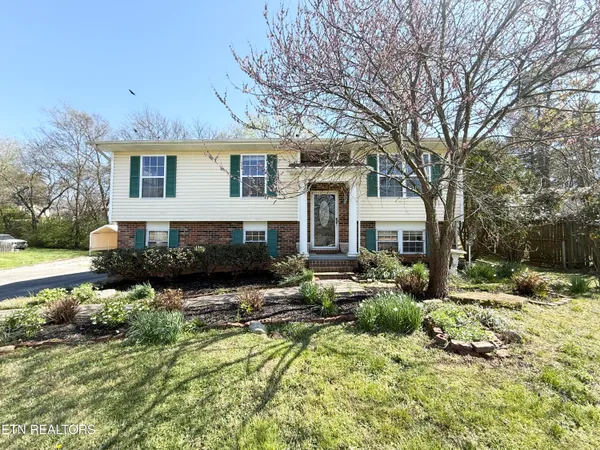 $2,200 | 220 Brampton Road, Farragut, TN 37934