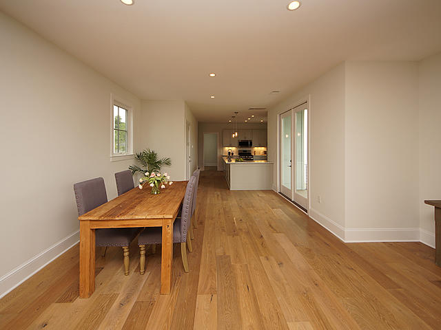 213 Line Street Charleston, SC 29403 - Photo 13 of 83 09