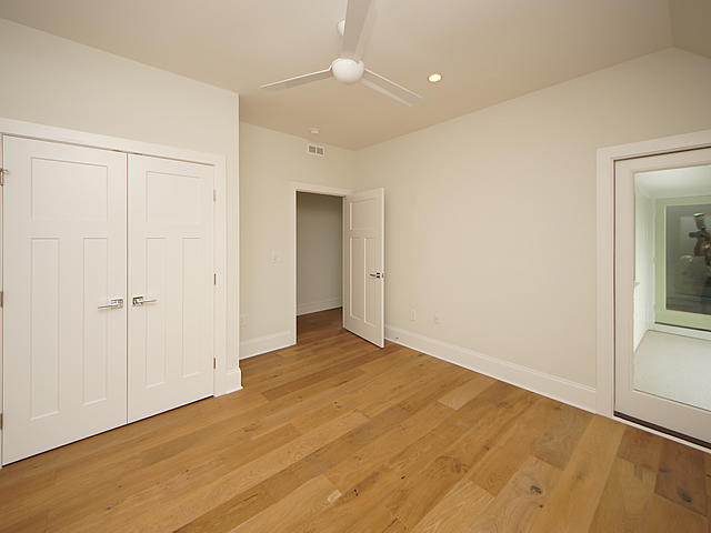 213 Line Street Charleston, SC 29403 - Photo 31 of 83 27