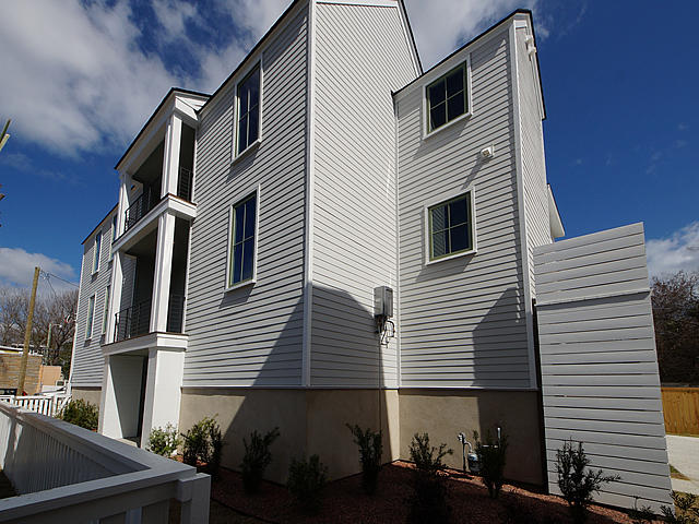213 Line Street Charleston, SC 29403 - Photo 38 of 83 35