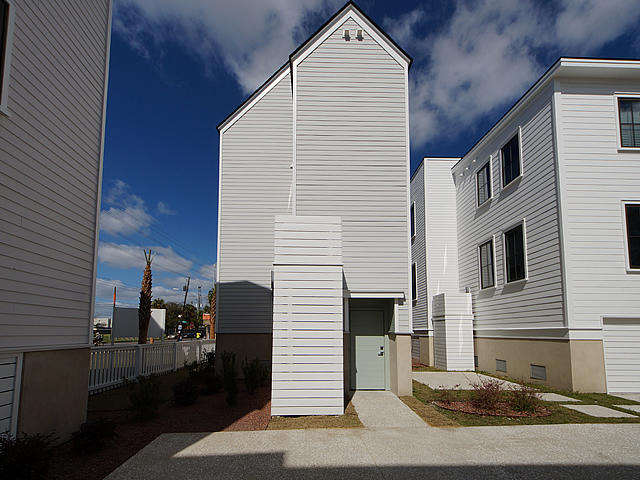 213 Line Street Charleston, SC 29403 - Photo 39 of 83 36