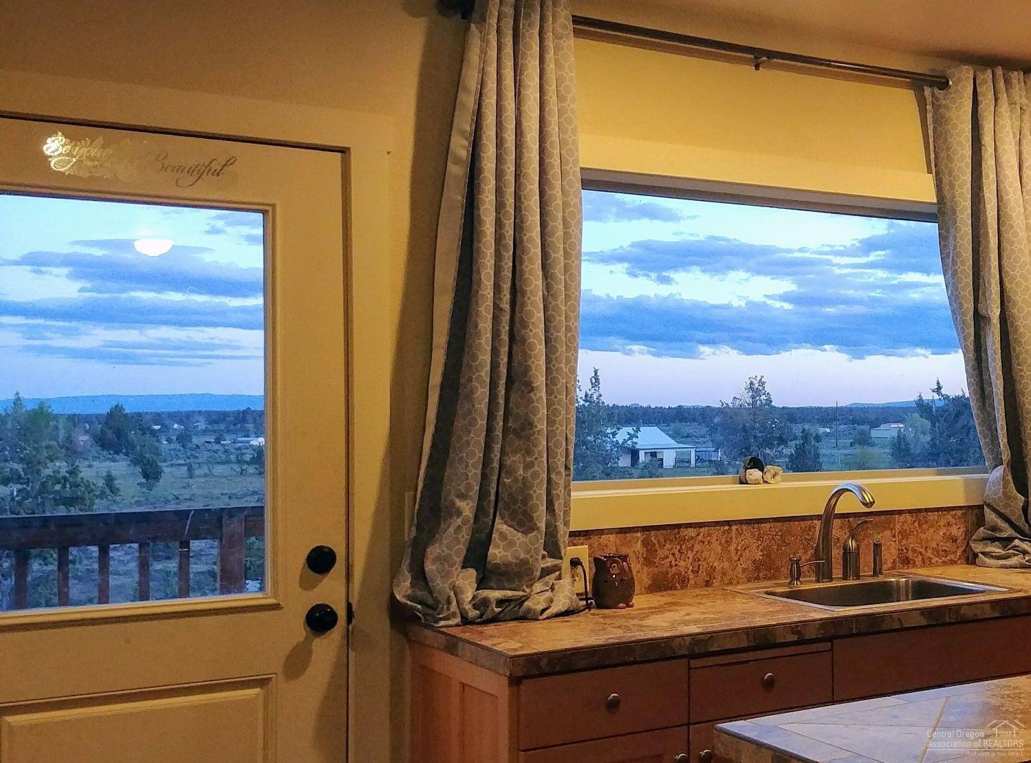 1364 Southwest Bent Loop Powell Butte, OR 97753 - Photo 22 of 25 Separate studio with kitchenette, island