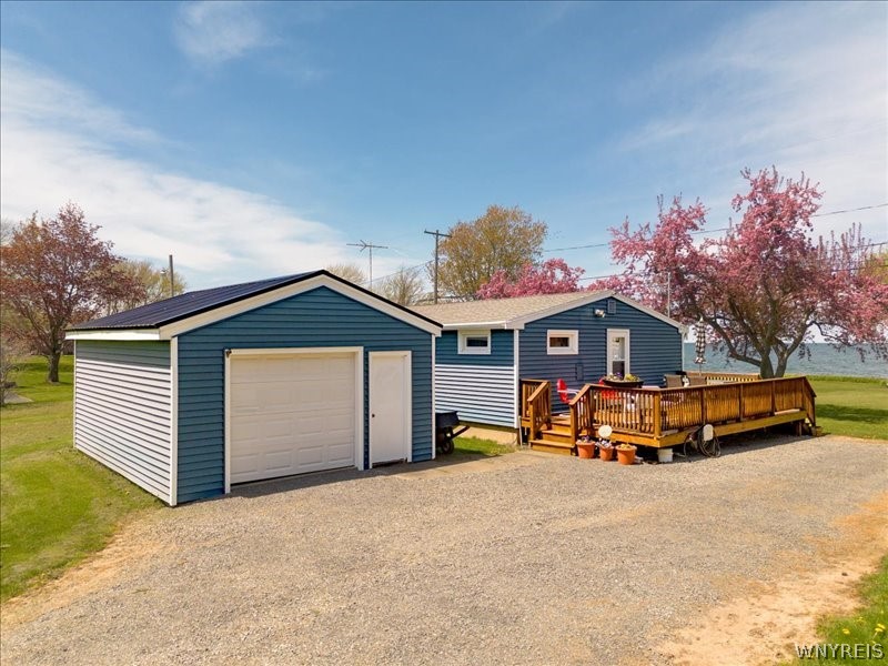 12733 Roustabout Terrace Carlton, NY 14098 - Photo 8 of 36