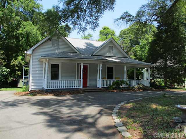 633 Concord Road Davidson, NC 28036 - Photo 1 of 16 Gallery Image 1