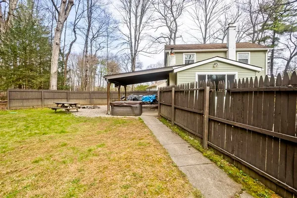 $329,900 | 85 City View Boulevard, Westfield, MA 01085