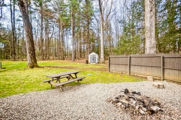 $329,900 | 85 City View Boulevard, Westfield, MA 01085