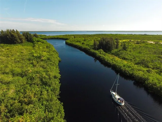 $825,000 | 10075 Kansas City Street, Port Charlotte, FL 33981