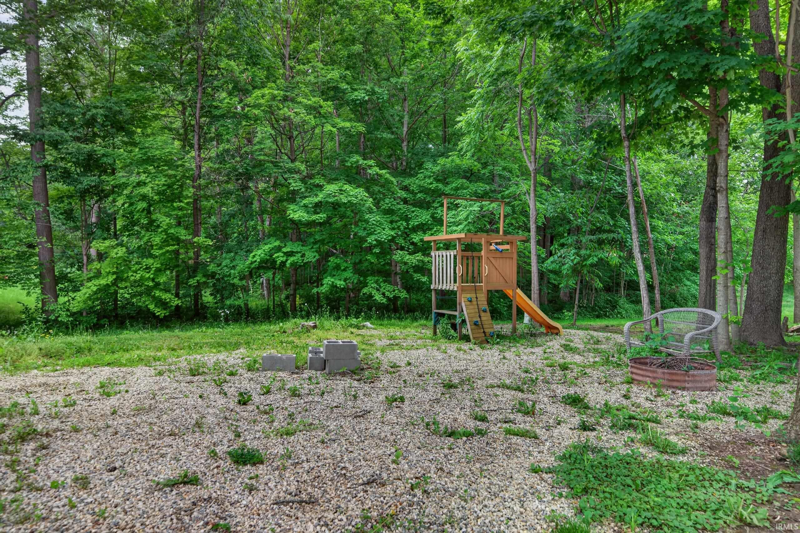 1836 Riverview Road Peru, IN 46970 - Photo 29 of 32