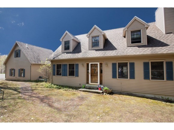 39 Ridgeview Lane New Boston, NH 03070 - Photo 1 of 34