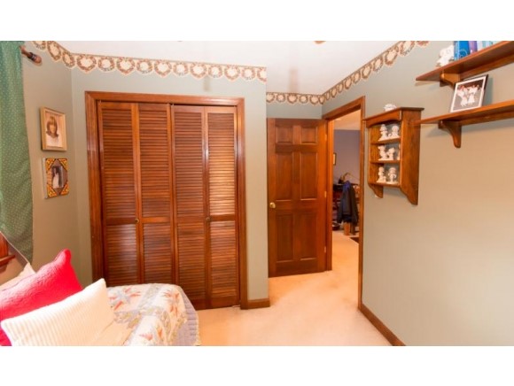 39 Ridgeview Lane New Boston, NH 03070 - Photo 17 of 34