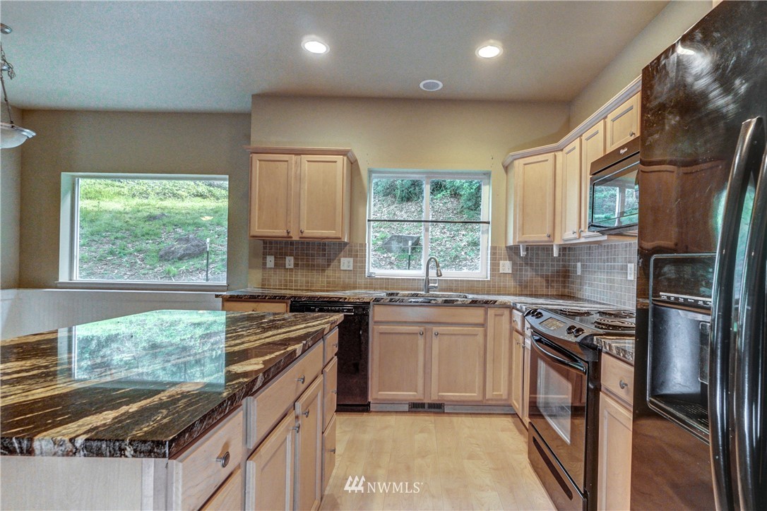 16423 Erickson Road Southwest Longbranch, WA 98351 - Photo 12 of 25