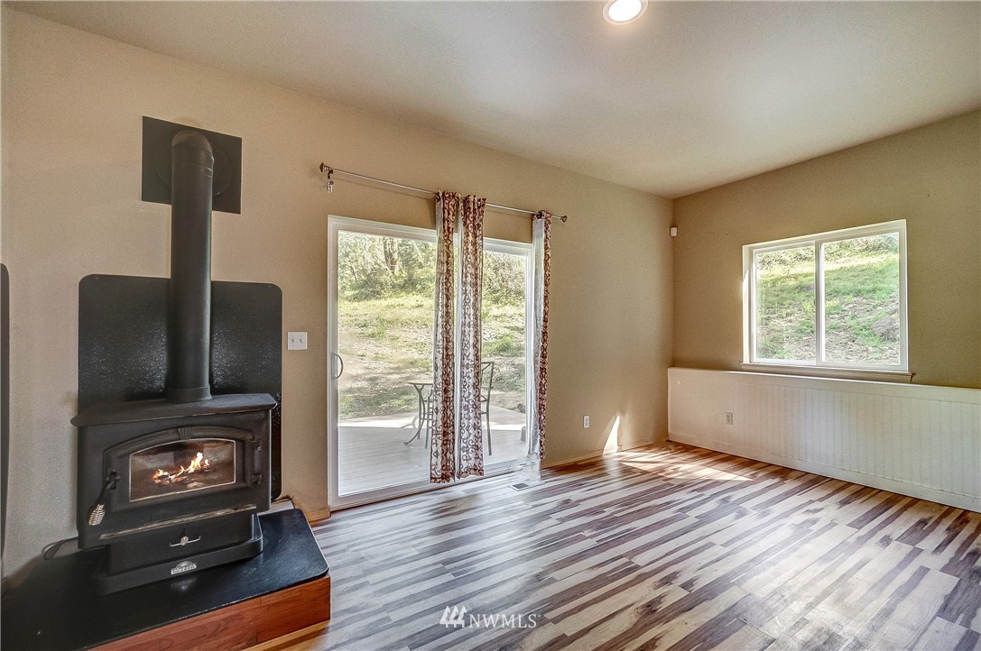 16423 Erickson Road Southwest Longbranch, WA 98351 - Photo 6 of 25