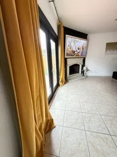 a view of a livingroom with a fireplace