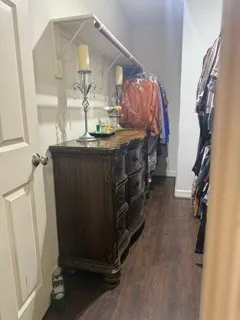 a bed room with a bed