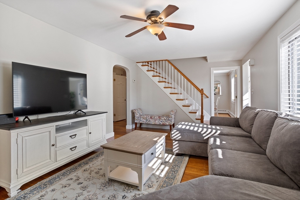4 Powers Road Littleton, MA 01460 - Photo 8 of 42 Gallery Image 8