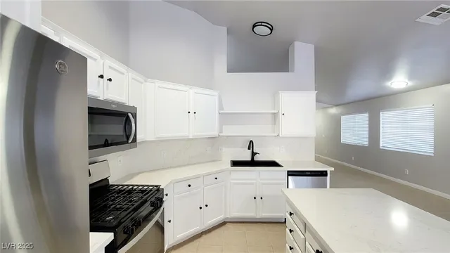 $2,100 | 8840 Spinning Wheel Avenue, Las Vegas, NV 89143