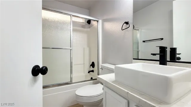 $2,100 | 8840 Spinning Wheel Avenue, Las Vegas, NV 89143