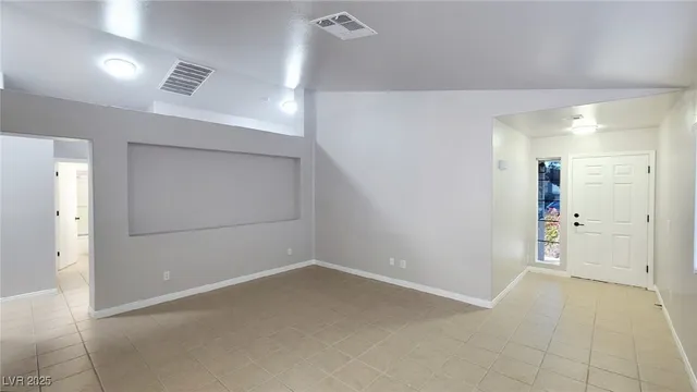 $2,100 | 8840 Spinning Wheel Avenue, Las Vegas, NV 89143