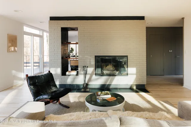 $2,750,000 | 110 Old Albany Post Road, Rhinebeck, NY 12572