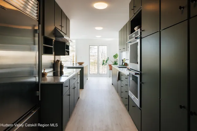 $2,750,000 | 110 Old Albany Post Road, Rhinebeck, NY 12572