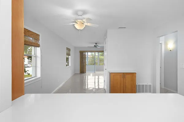 $159,990 | 2600 Southeast Ocean Boulevard, Unit S15, Stuart, FL 34996