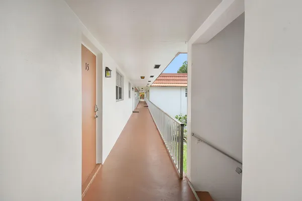 $159,990 | 2600 Southeast Ocean Boulevard, Unit S15, Stuart, FL 34996