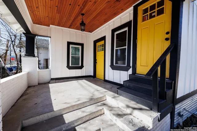 $1,200 | 109 Blue Bonnet Street, Unit 1, San Antonio, TX 78202