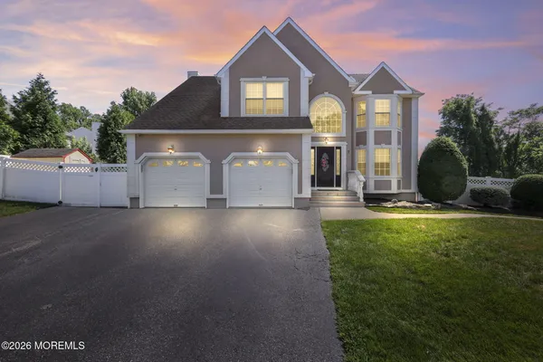 $999,900 | 7 Boyd Road, Hazlet, NJ 07730