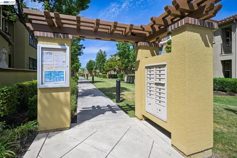 $1,089,000 | 3118 Fioli Way, San Ramon, CA 94582