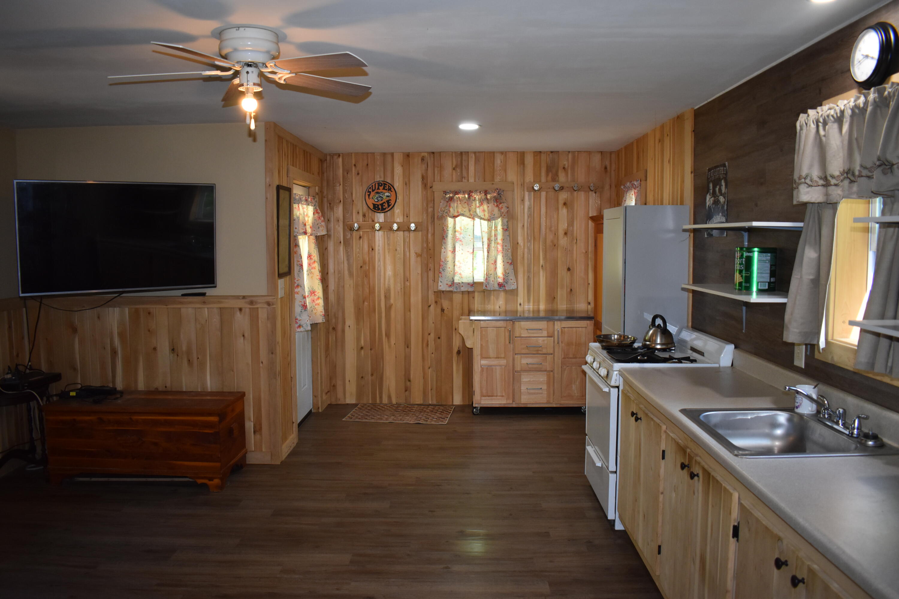23 Applebee Drive Sherman, ME 04776 - Photo 14 of 38 DSC_0380