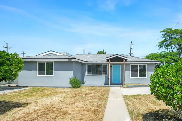 $359,000 | 2719 East Norwich Avenue, Fresno, CA 93726