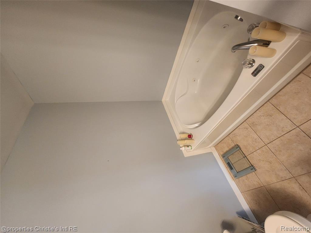 66 Winder Street, Unit 458 Detroit, MI 48201 - Photo 13 of 19