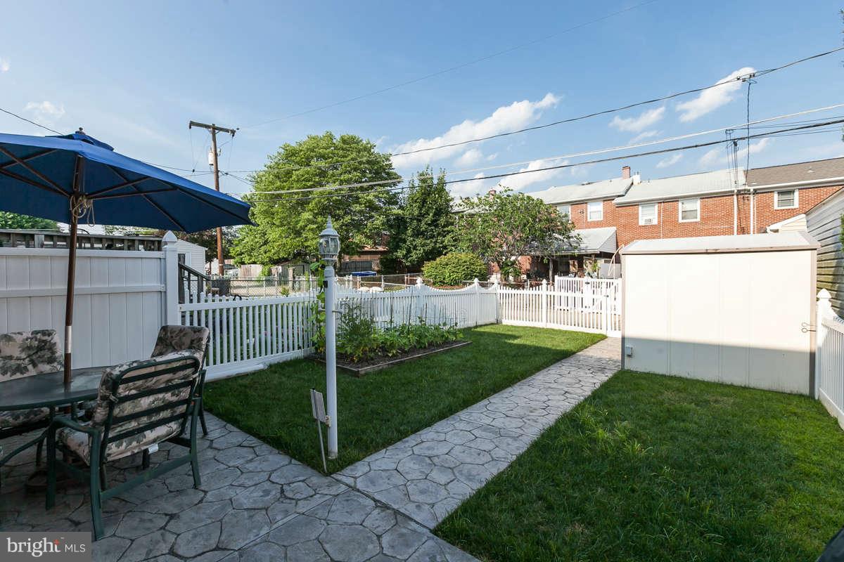 8415 Kings Ridge Road Baltimore, MD 21234 - Photo 27 of 30 Exterior Rear