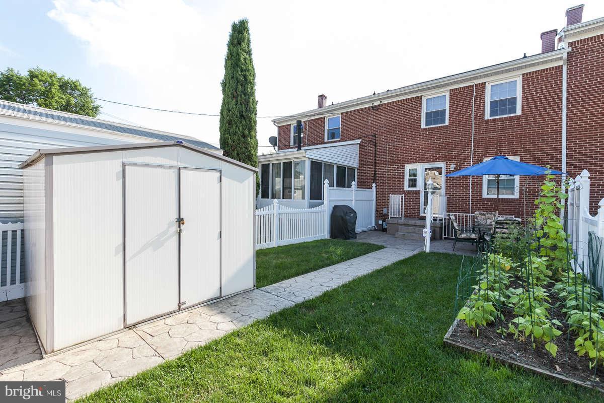 8415 Kings Ridge Road Baltimore, MD 21234 - Photo 28 of 30 Exterior Rear