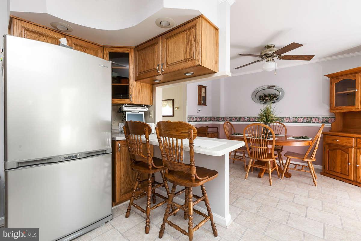 8415 Kings Ridge Road Baltimore, MD 21234 - Photo 9 of 30 Kitchen