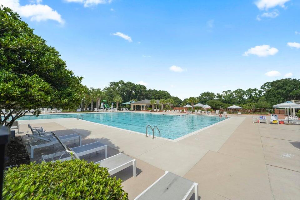 2816 Waterpointe Circle Mount Pleasant, SC 29466 - Photo 45 of 52 community pool