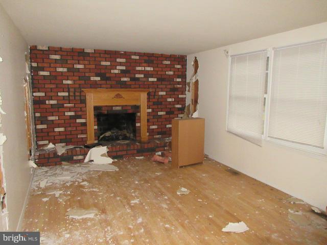 7960 Annapolis Woods Road Welcome, MD 20693 - Photo 3 of 8 Family Room