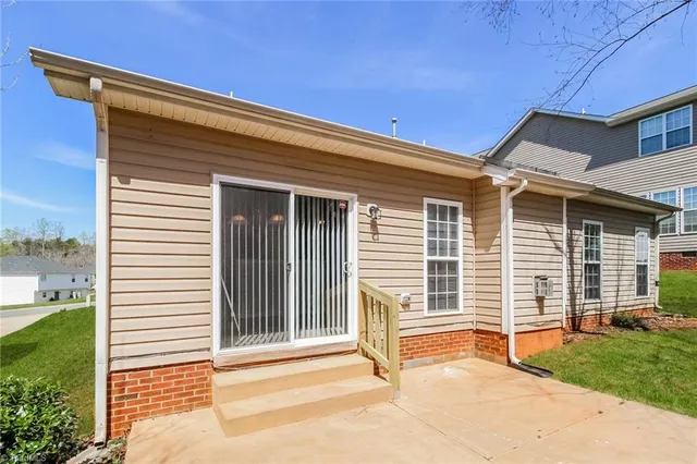 $1,920 | 417 Tighfield Drive, Mebane, NC 27302