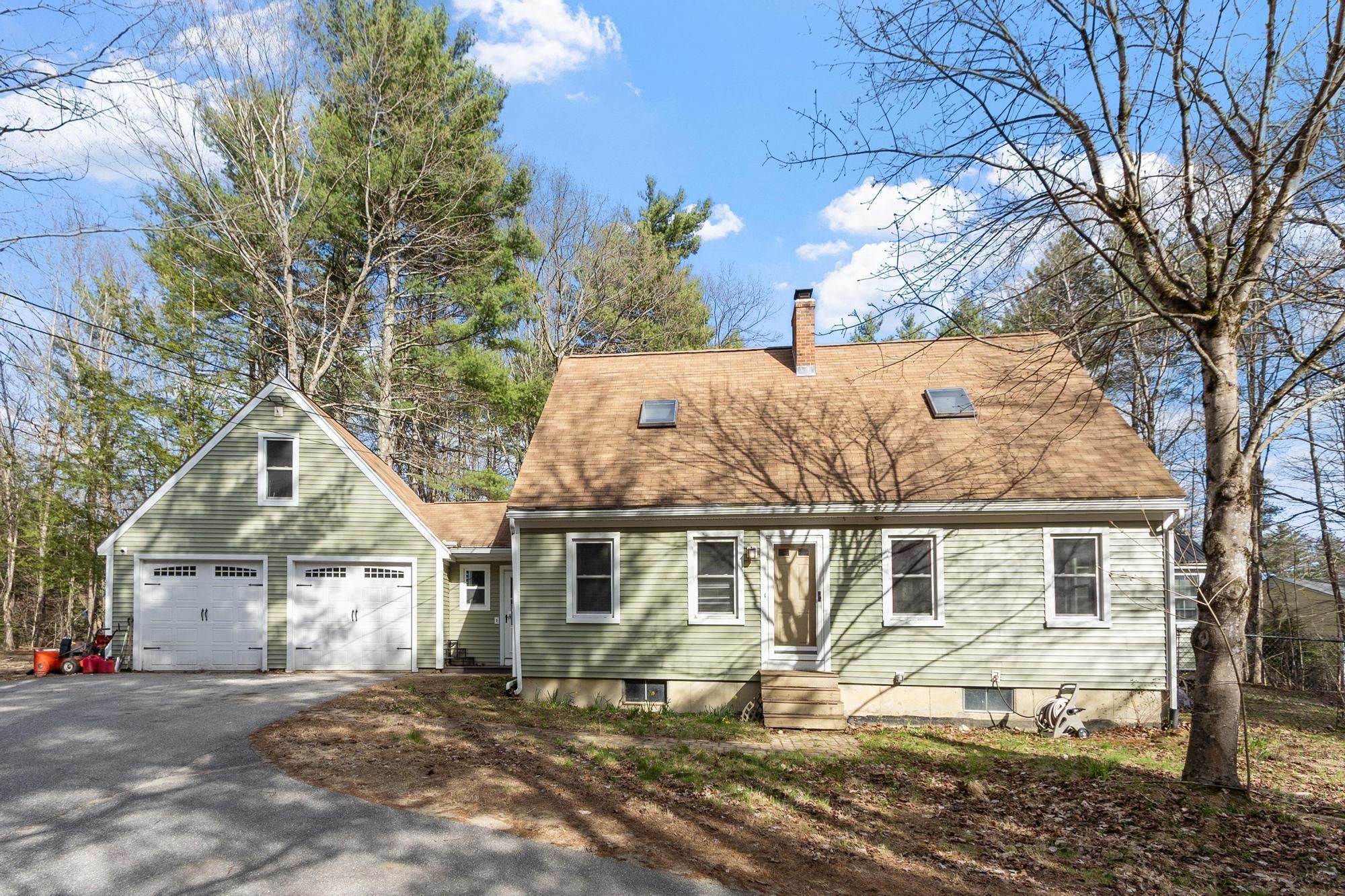 61 Beaver Pond Road Weare, NH 03281 - Photo 1 of 56 Gallery Image 1