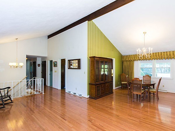 2 Cliff Road Waltham, MA 02452 - Photo 5 of 29 Gallery Image 5